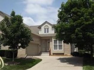 39658 Muirfield Ln #263, Northville, MI 48168
