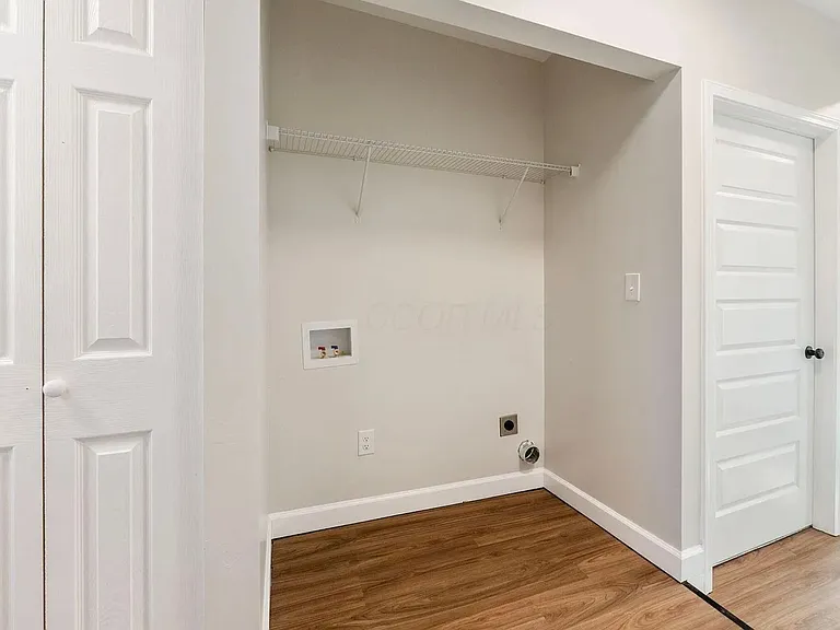 510 Glendower Ave — Photo 12