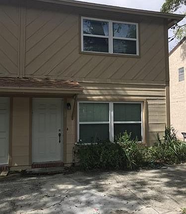 2nd image of 252 Poinsettia St