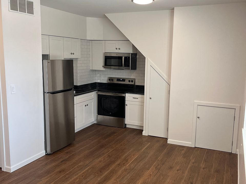 1st image of 2455 S Camac St Floor 1