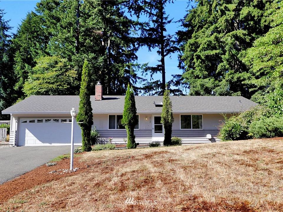 1st image of 6912 Sierra Dr SE