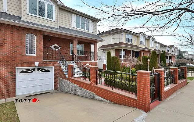 1st image of 1347 E 69th St