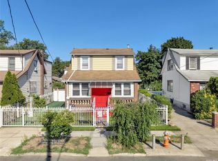 13160 222nd St, Springfield Gardens, NY 11413