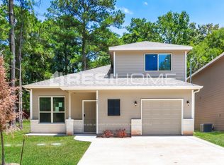 405 Cherokee Dr, Montgomery, TX 77316