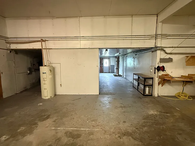 396 Willow Glen Dr — Photo 4