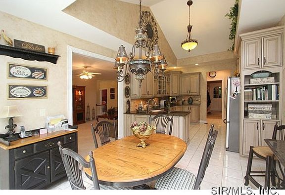 5th image of 983 Prestonwood Dr