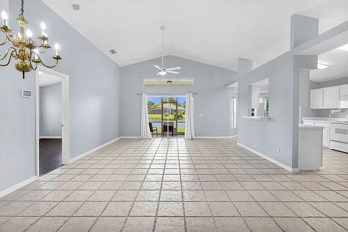 2340 Commodores Club Blvd — Photo 5