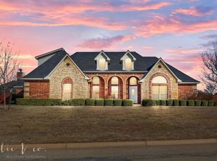 1304 S Saddle Lakes Dr, Abilene, TX 79602