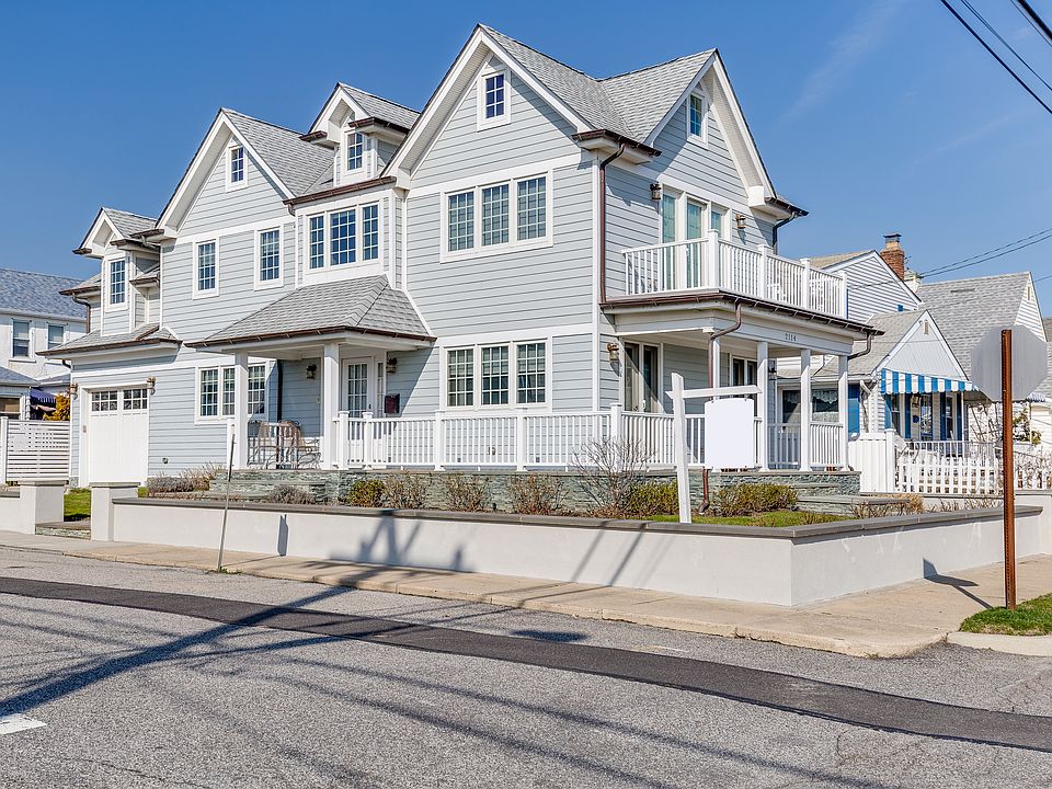 1st image of 2114 Pacific Blvd