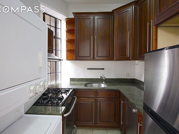 2nd image of 45 Morton St APT 1