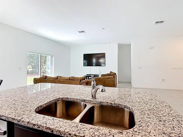 1414 Orlando Ct — Photo 8