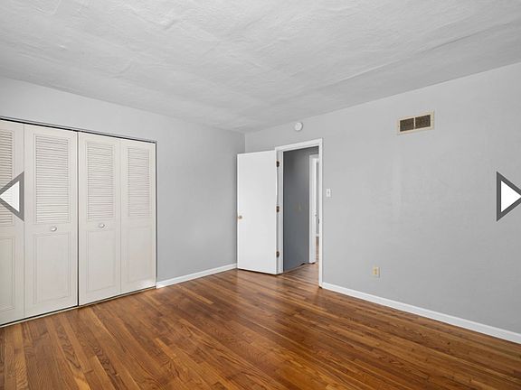4th image of 9702 Lynntown Ct