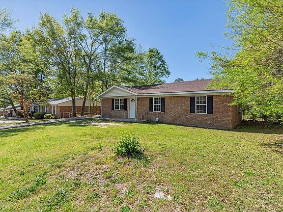 3rd image of 3623 Columbine Dr