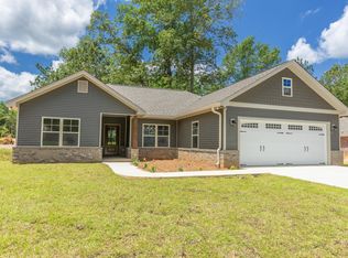 43 Westhaven Dr, Hattiesburg, MS 39402