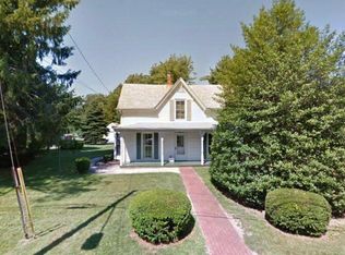 22 Avenue E, Holbrook, NY 11741
