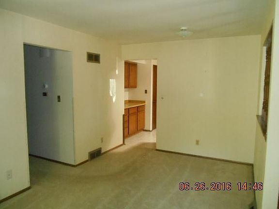 3rd image of 5044 S Stonehedge Dr #5044