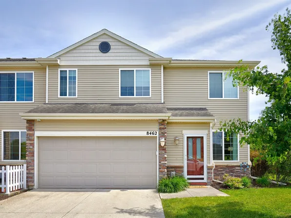 8462 Cody Dr, West Des Moines, IA 50266