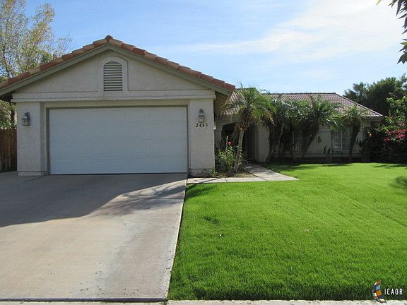 2nd image of 2443 Sandalwood Dr