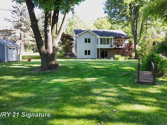 3rd image of 217 Dutch Mill Dr