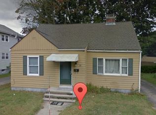 38 Earl St, Waterbury, CT 06710