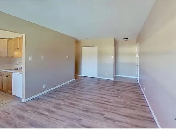 7445 Hazelcrest Dr, Hazelwood, MO