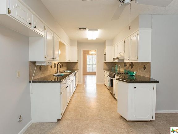 3rd image of 303 Tanglewood Dr