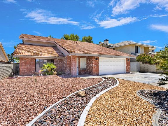 3rd image of 13385 Alta Vista Dr