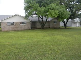 20820 N Ih 35, West, TX 76691