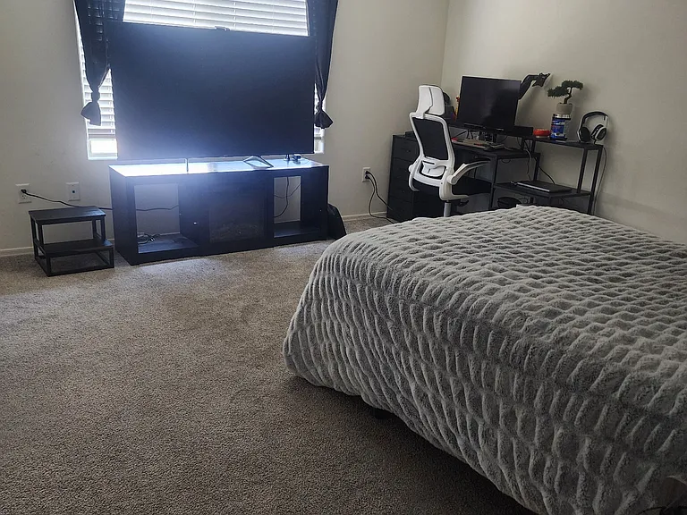 11924 E Chamrod Dr — Photo 27