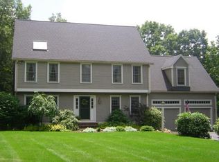 28 Concord Dr, South Walpole, MA 02071