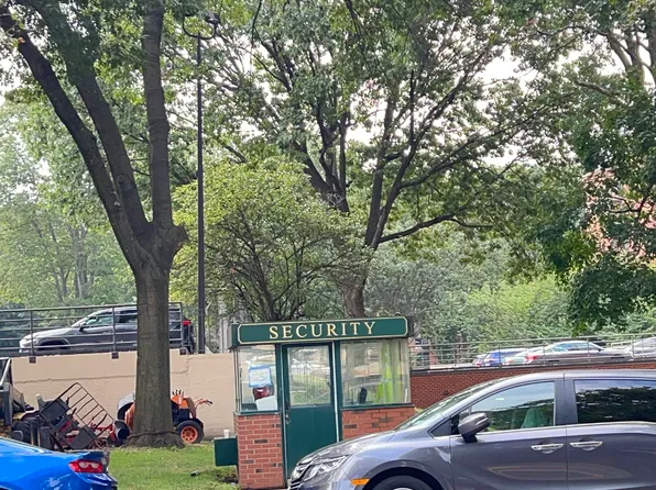 75-08 Bell Boulevard image 19 of 23