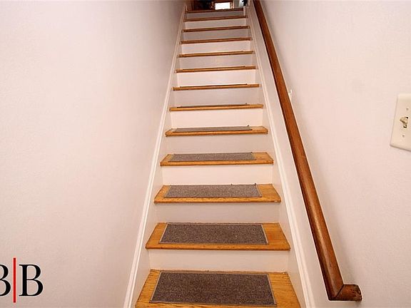 3rd image of 2026 Pearson St #69B