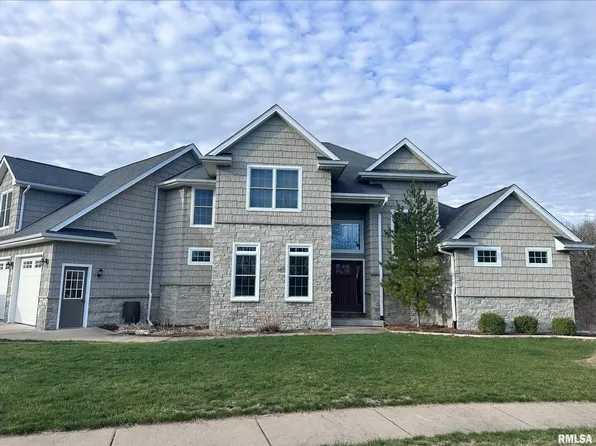 309 W 6th Avenue Pl, Coal Valley, IL 61240