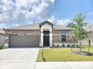 320 Lippizan Dr, Alvin, TX 77511