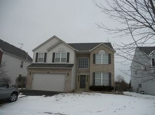 1636 Rose Ln, Romeoville, IL 60446