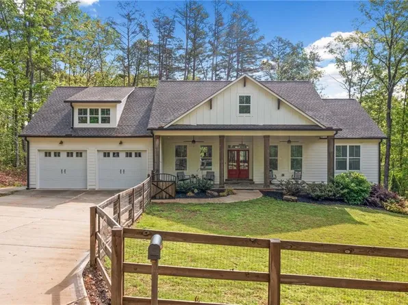 672 Dogwood Dr, Ball Ground, GA 30107