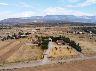 1901 N Seven Cs Ln, Toquerville, UT 84774