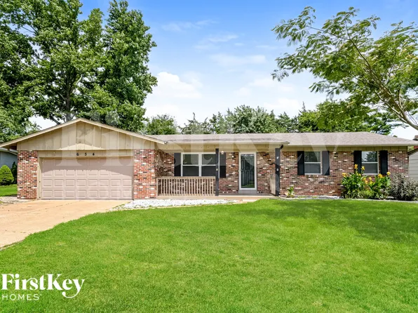 634 Watkins Glen Dr, Saint Charles, MO 63304