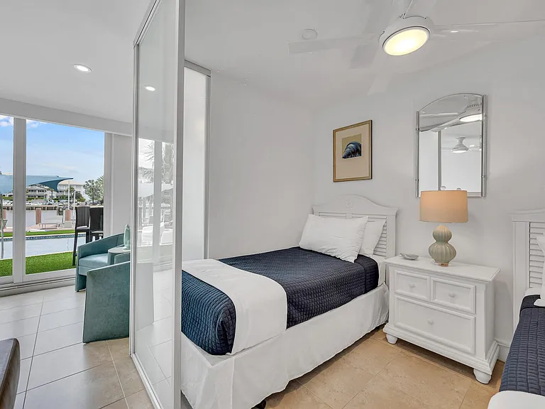 S Ocean Dr — Photo 16