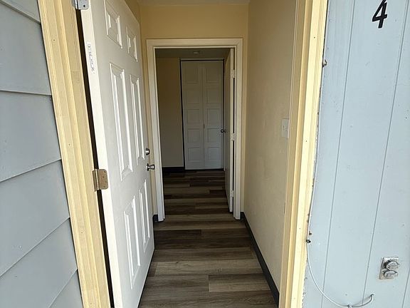 2nd image of 906 11th St NE #4
