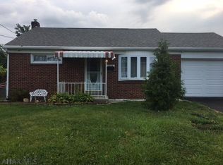 1014 S 12th St, Altoona, PA 16602
