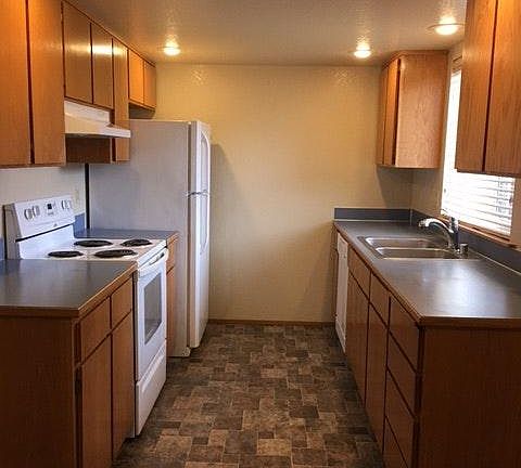 2nd image of 5202 124th Pl NE #A