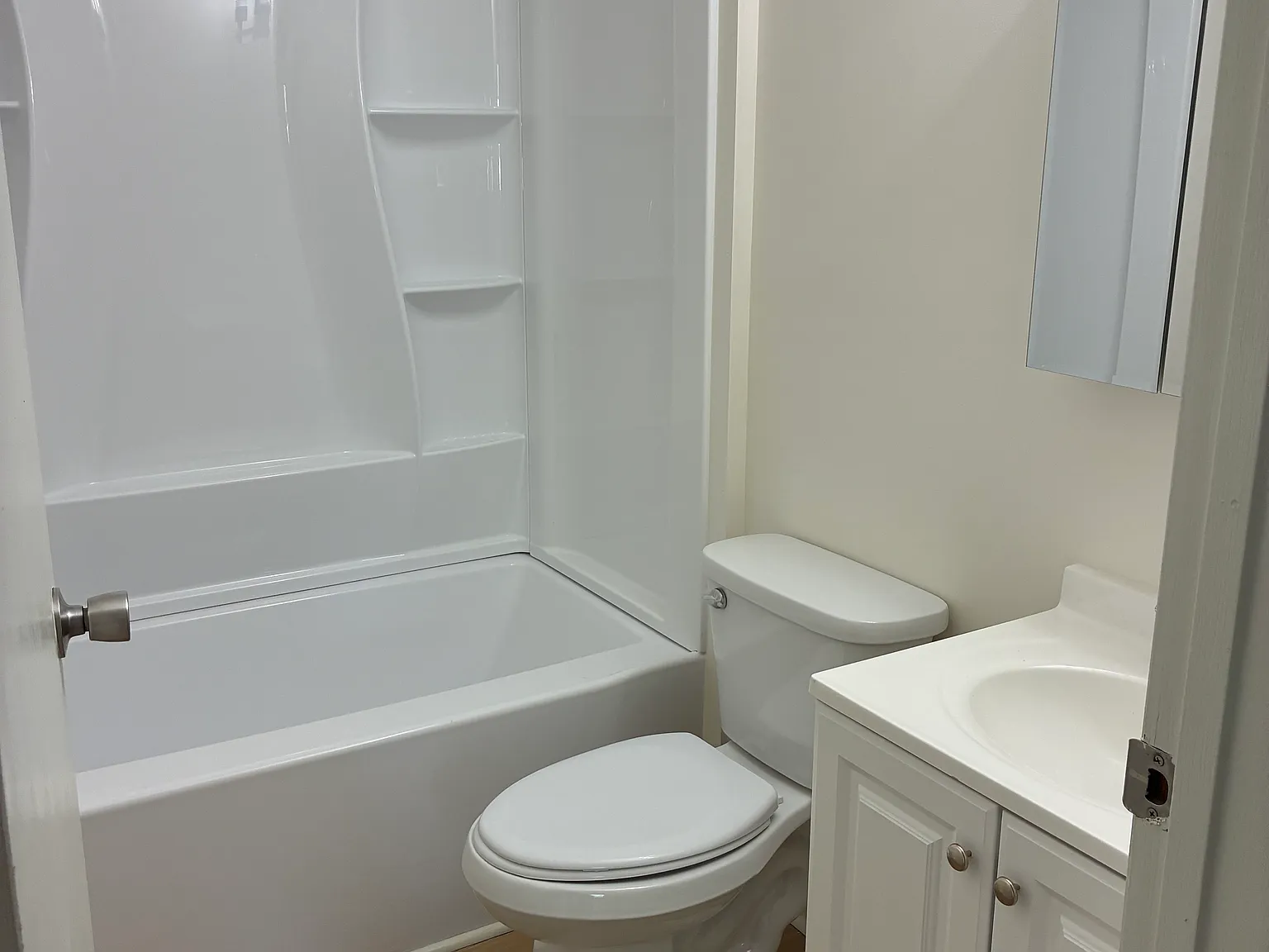115 Shoemaker St — Photo 4