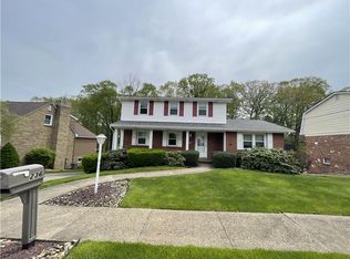 236 S Circle Dr, Weirton, WV