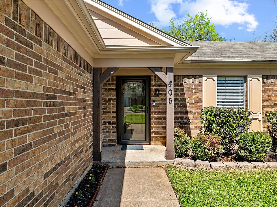 405 Thorn Wood Dr, Euless, TX 76039 | Zillow