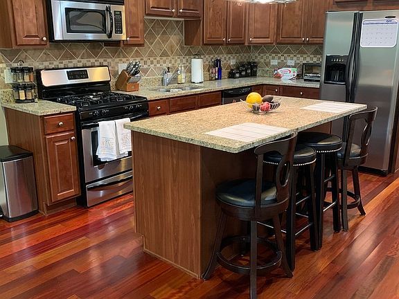 3rd image of 7039 W Grand Ave #2A