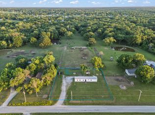 13646 E Mission Rd, Nevada, MO 64772