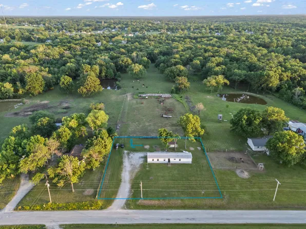 13646 E Mission Road, Nevada, MO 64772