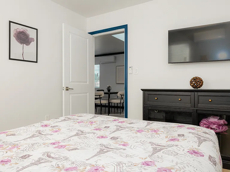 8312 S Harvard Blvd — Photo 12