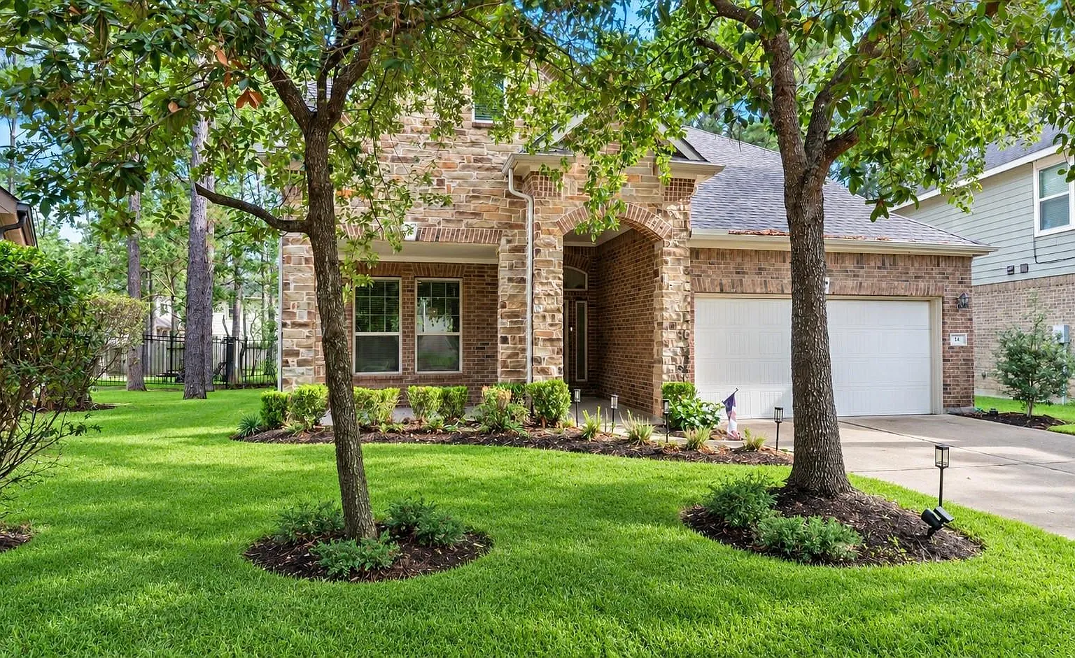 4 bed, 3.0 bath, 2718 sqft, $3,500 — Photo 1